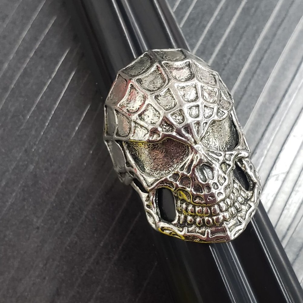1/$10 2/$15 Men's size 10 Silver-tone Spider Web Skull Ring Fashion Jewelry
